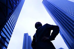 ビジネスマナー研修の重要性と効果的な方法を解説